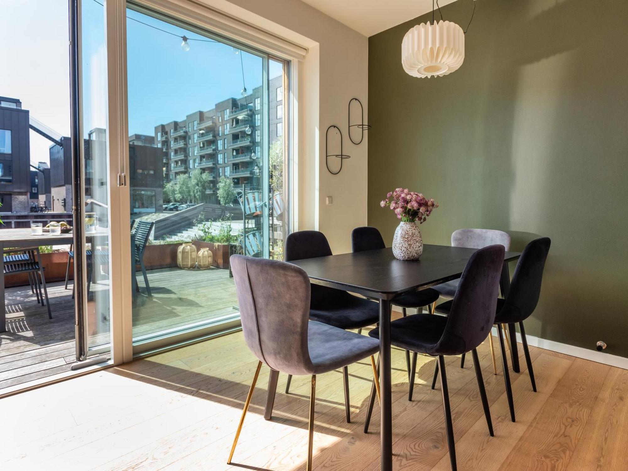 Sanders Pier - Fantastic 3-Bedroom Townhouse With Balcony Terrace コペンハーゲン エクステリア 写真