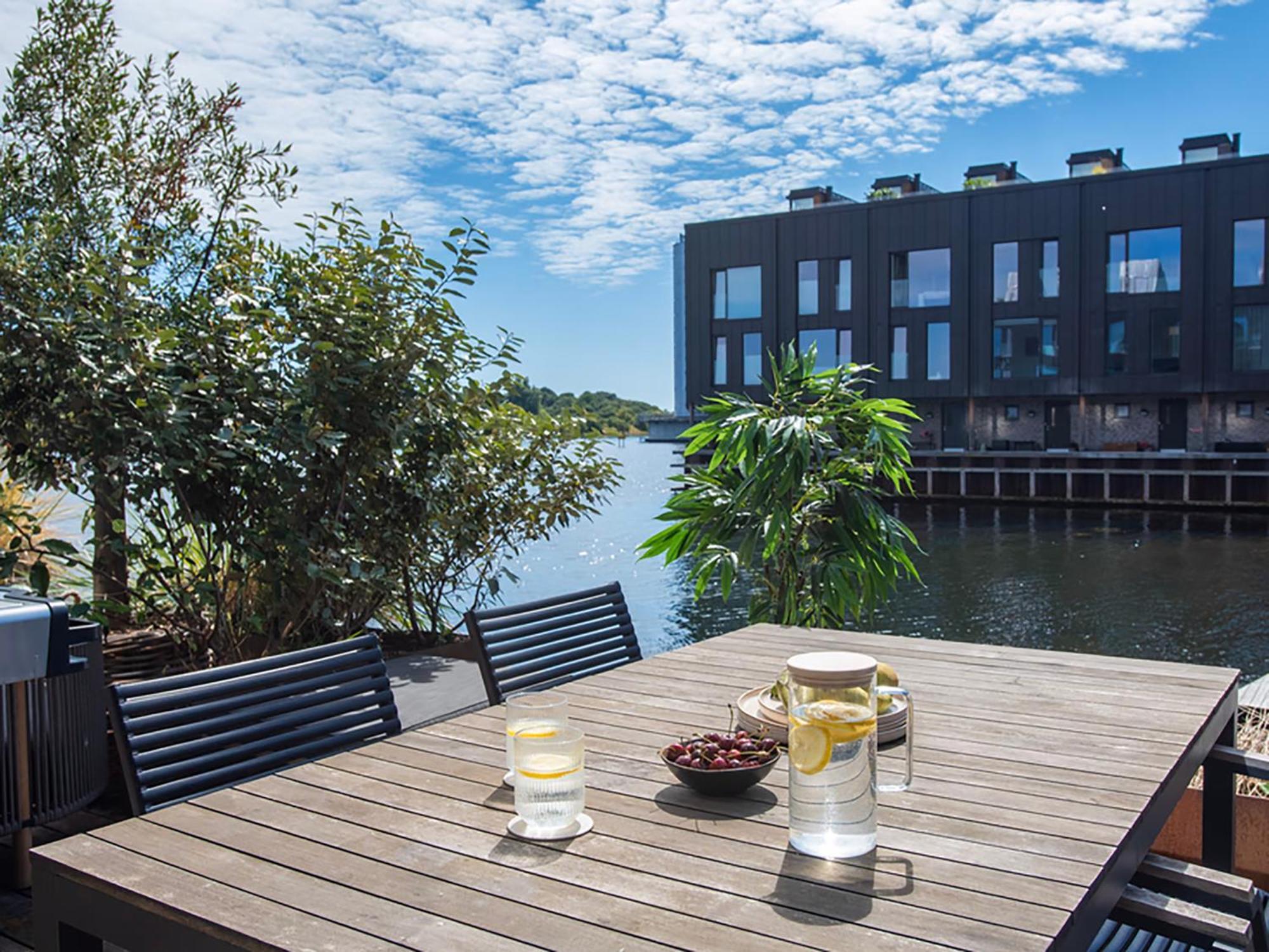 Sanders Pier - Fantastic 3-Bedroom Townhouse With Balcony Terrace コペンハーゲン エクステリア 写真